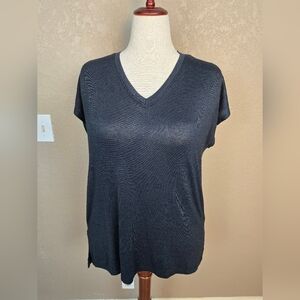 Orvis Women's Charcoal V-Neck Short Sleeve Top Large (6003)